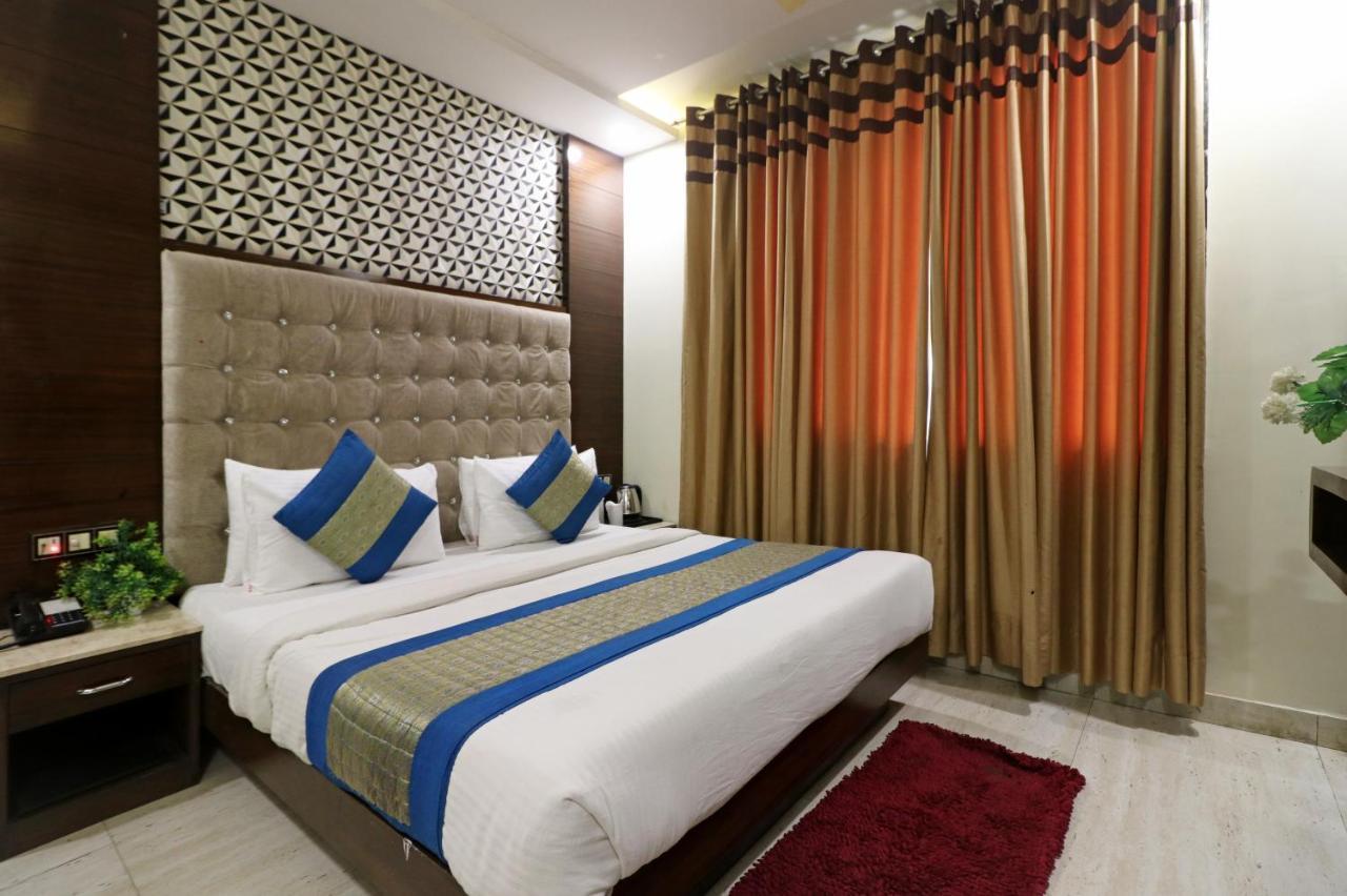 Hotel Mannat International By Mannat Neu-Delhi Exterior foto