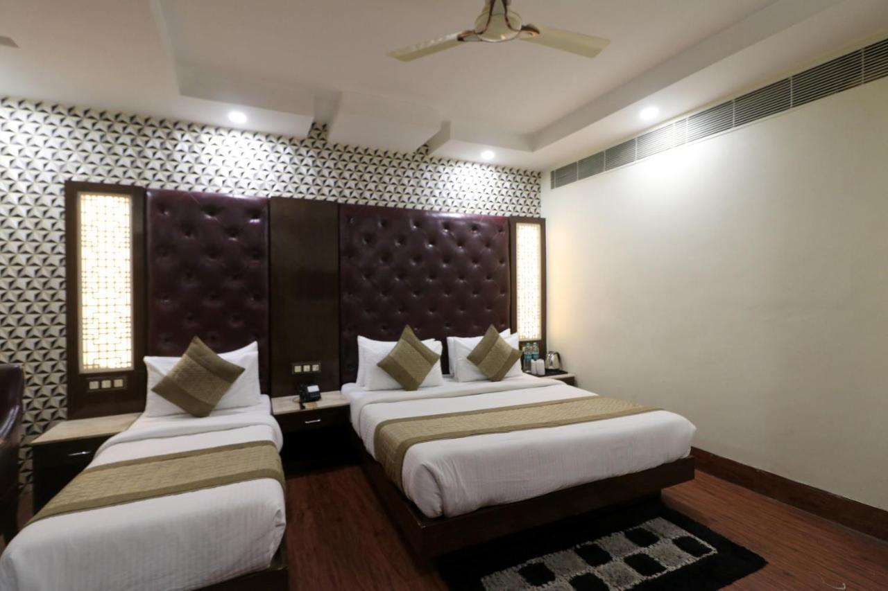 Hotel Mannat International By Mannat Neu-Delhi Exterior foto